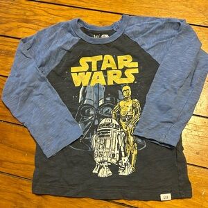 3/4 length long sleeved tee shirt